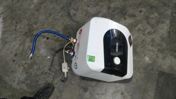thanh ly binh nong lanh cu 15l